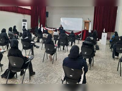 نشست صمیمانه مؤسس نوآور با دانش‌آموزان و والدین آنها